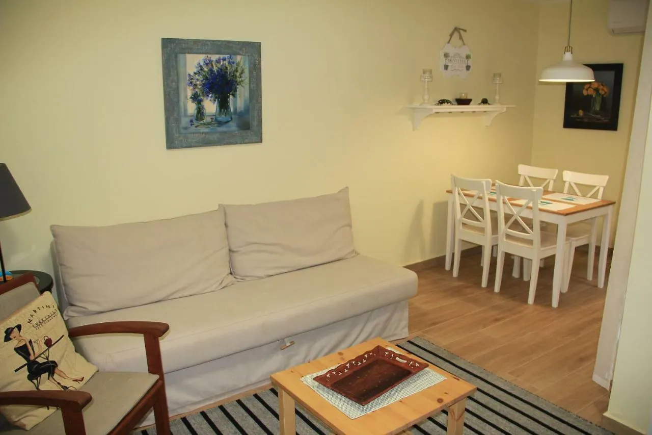 La Vela Blanca Apartment Roses