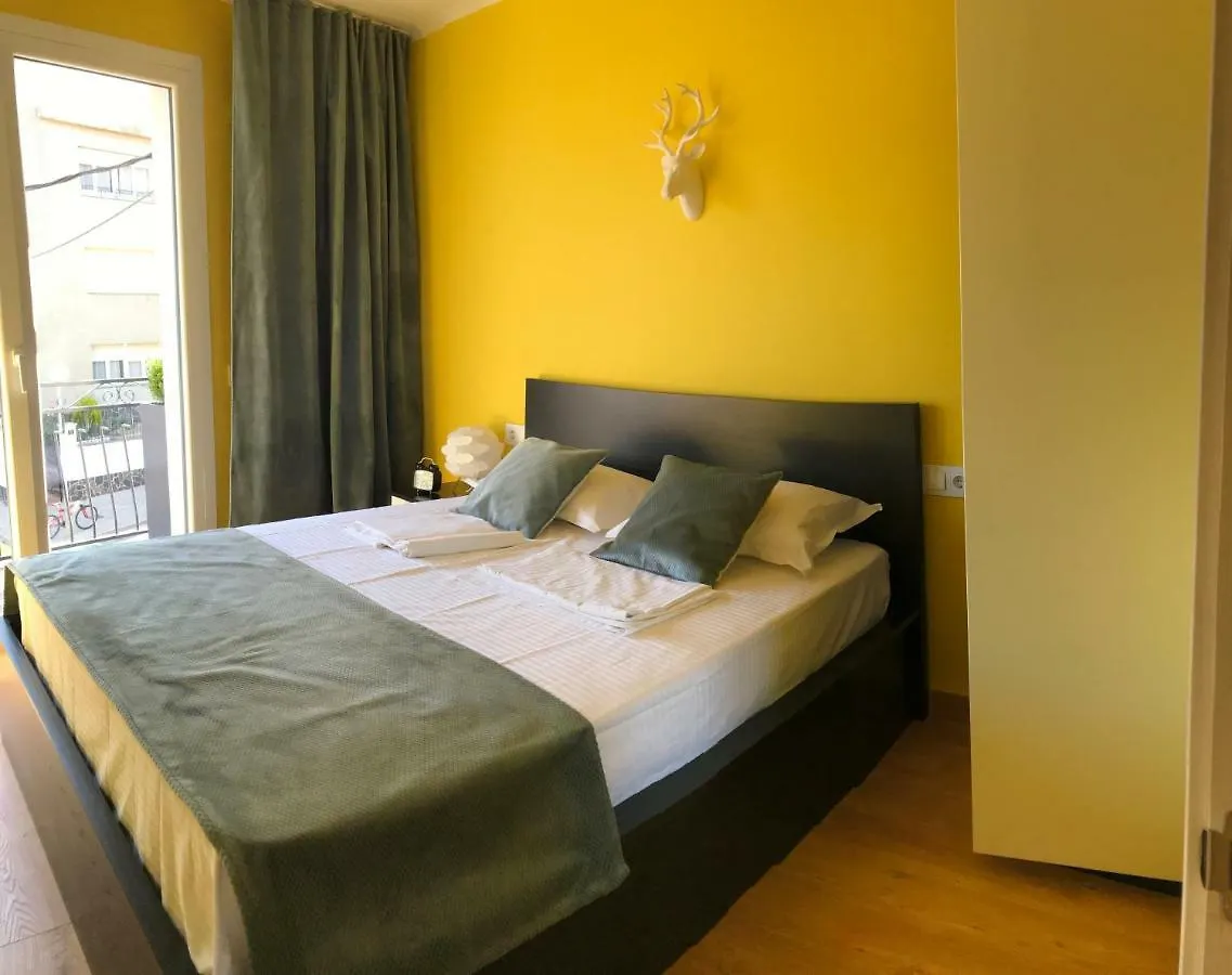 La Vela Blanca Apartment Roses