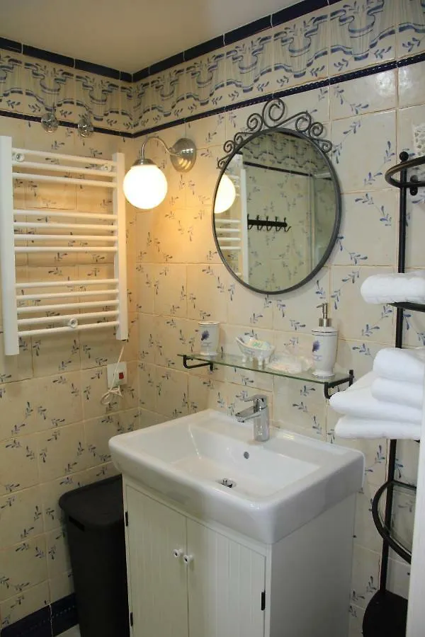 La Vela Blanca Apartment Roses