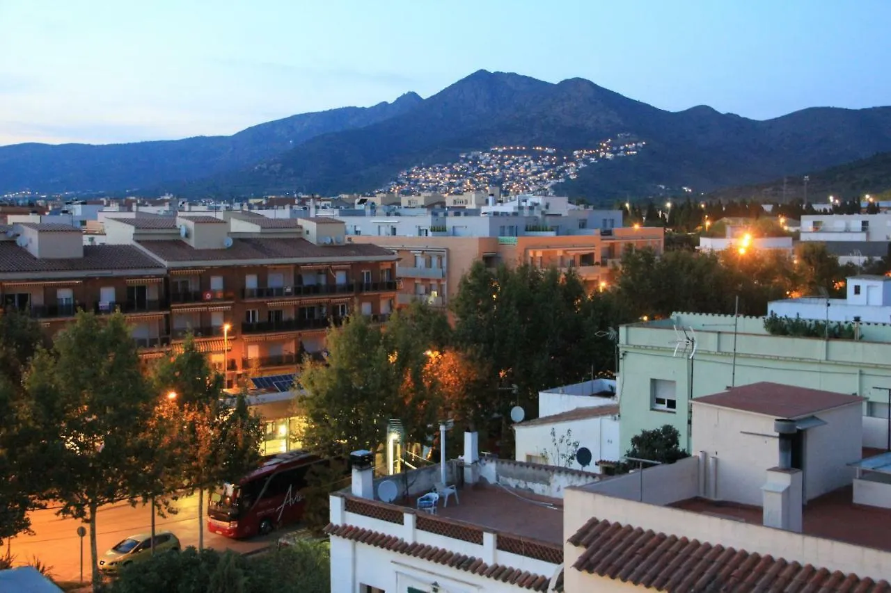 La Vela Blanca Apartment Roses Spain