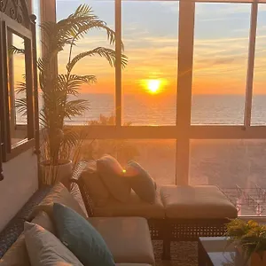 https://quiero-cadiz.hotelsincadiz.net